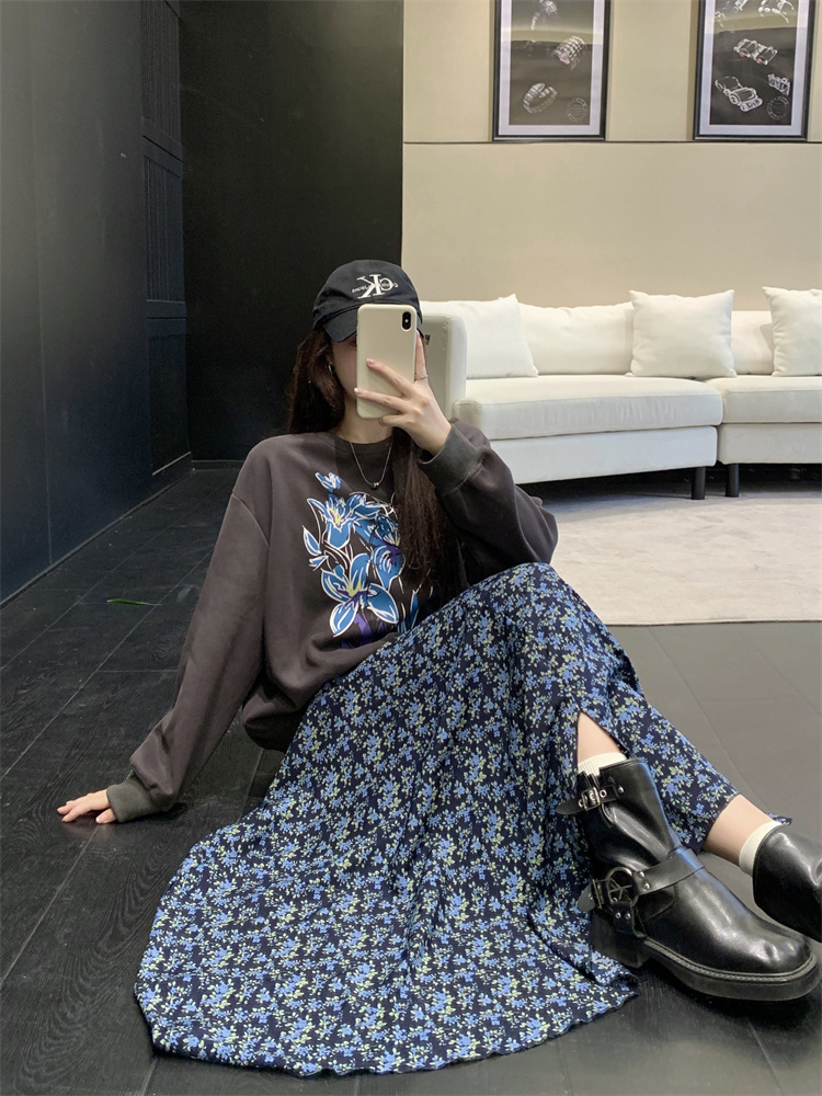 Real Photo Spring New Design Pullover Loose Sweatshirt Vintage Dark Gray Irregular Floral Cami Dress Set