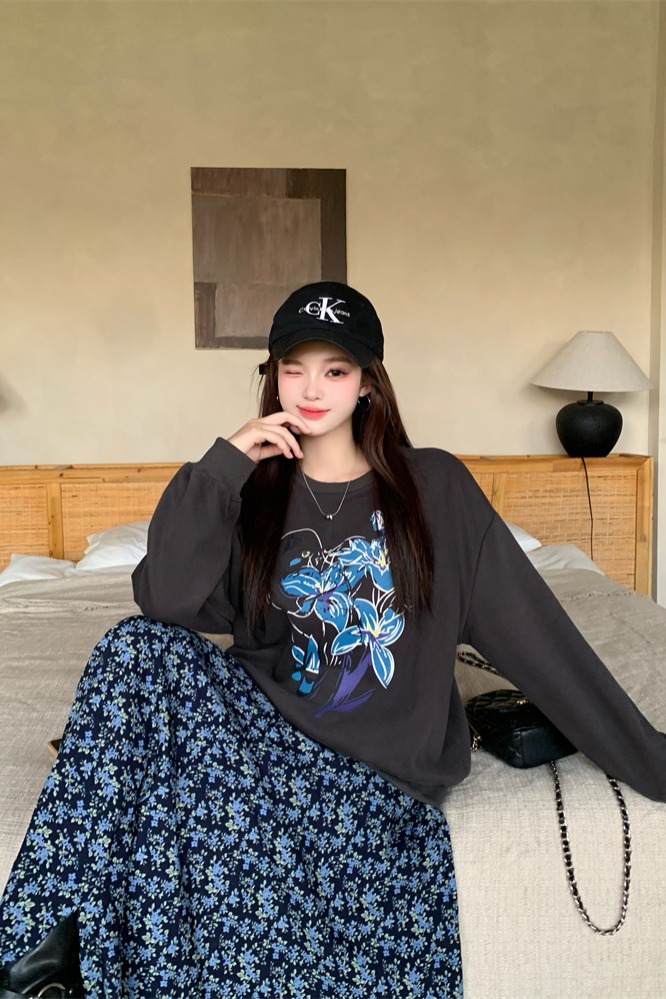 Real Photo Spring New Design Pullover Loose Sweatshirt Vintage Dark Gray Irregular Floral Cami Dress Set