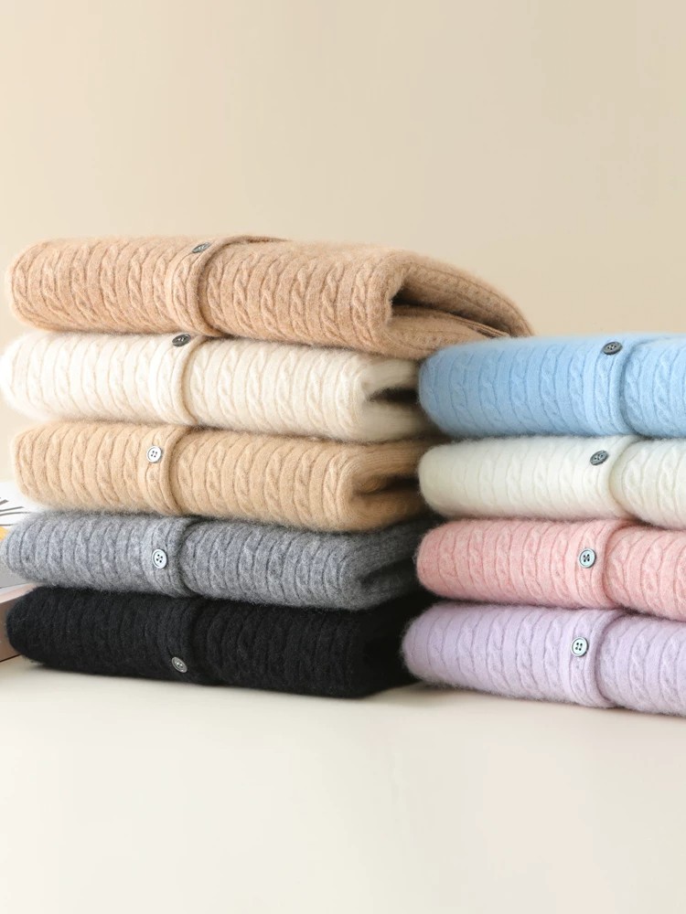 Women's Soft Round Neck Cable Knit Cardigan Solid Color Knitwear Spring Autumn Outerwear