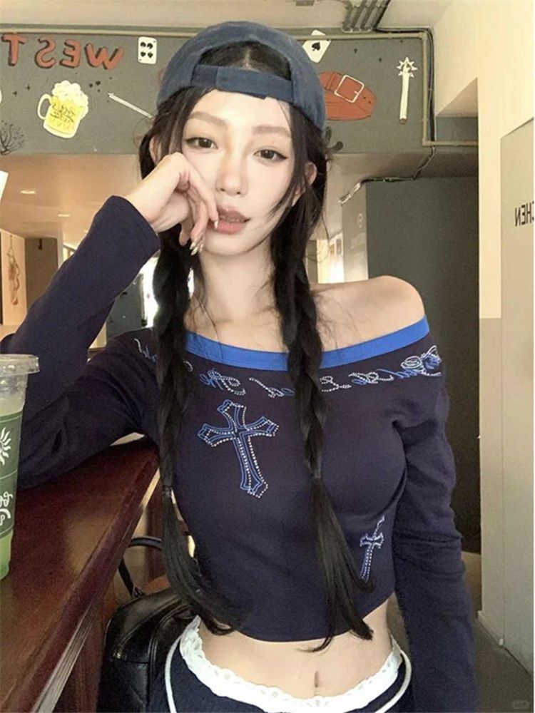 1788708403225_Ph69j0.jpeg Women's Vintage Rhinestone Print Off-Shoulder Waist-Slimming Long-Sleeve Top